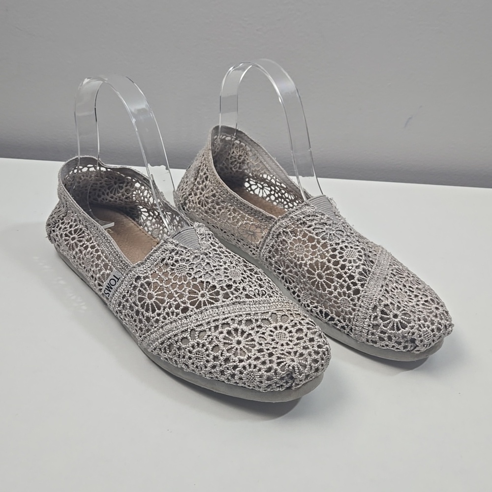 Toms Gray Lace Slip On Shoes Size 8